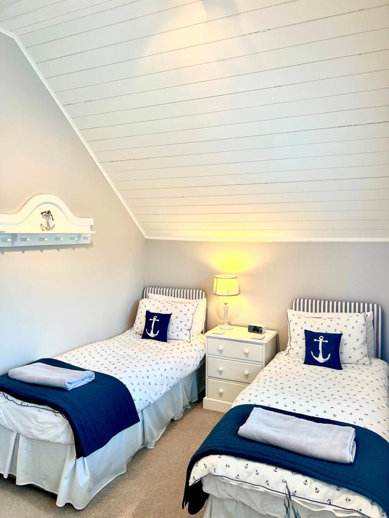 Herons Hideout South Cerney Εξωτερικό φωτογραφία